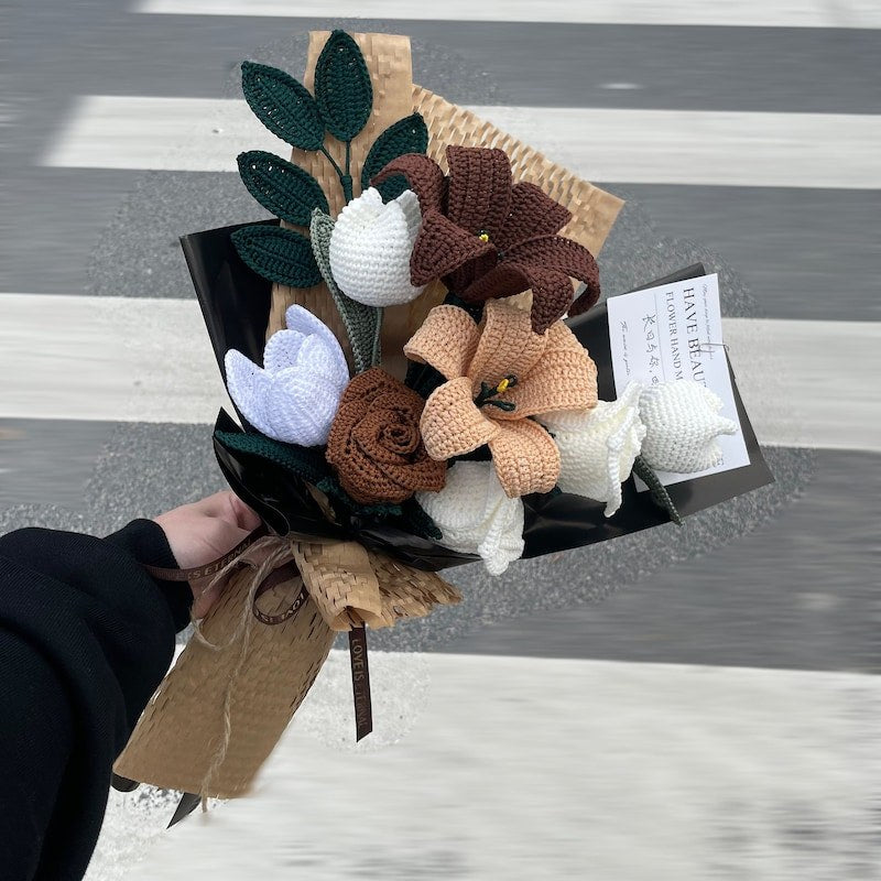 Handgemachter Häkel Lilien Strauß