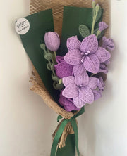 Handgemachter Lila Häkel Rosen Strauß